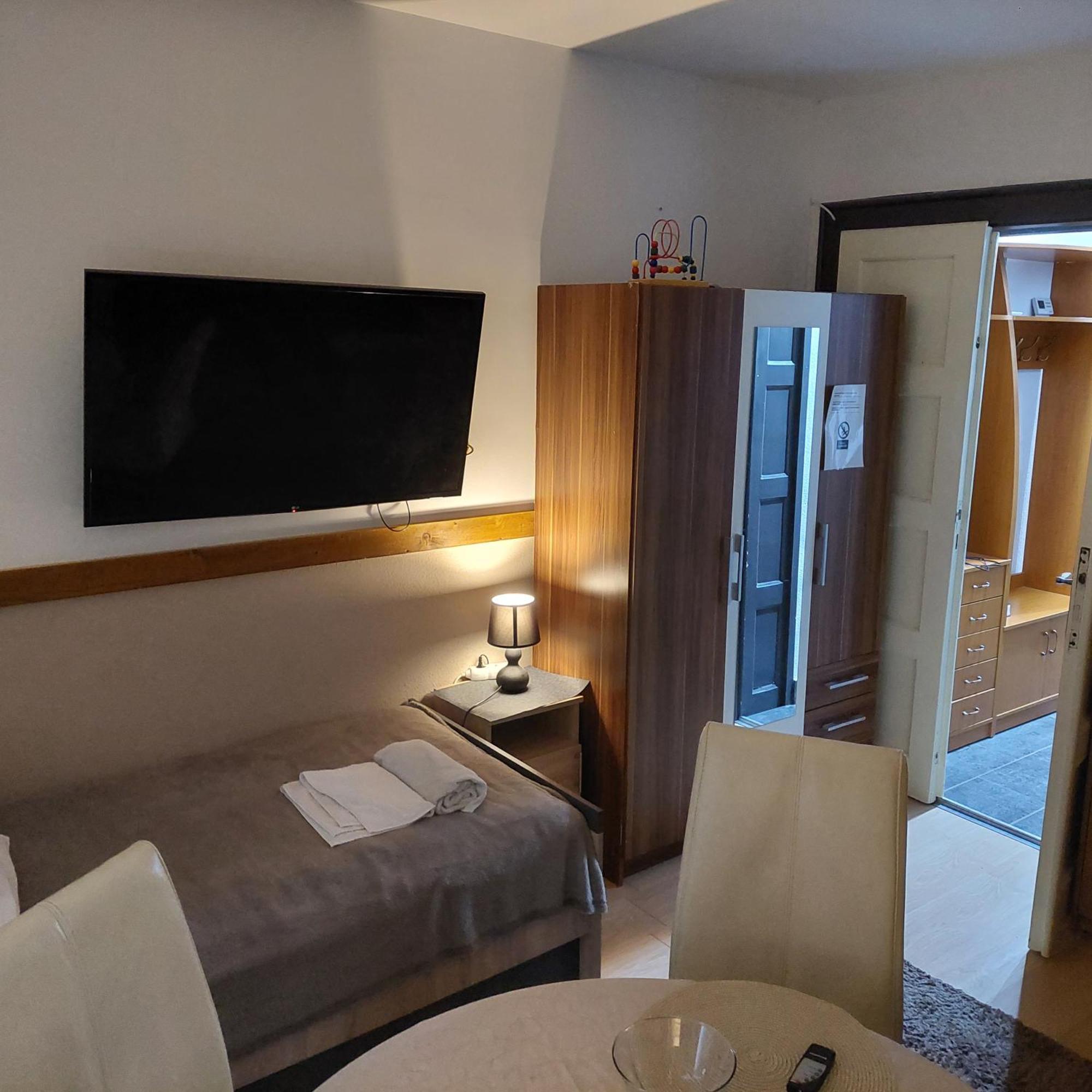 Ujszeged Apartman Room photo